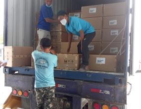 hình ảnh XUỐNG CONTAINER THIẾT BỊ Y TẾ ĐỨC HÒA LONG AN