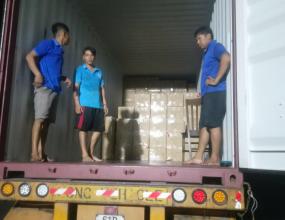 hình ảnh Bốc Xếp Đóng Container Hàng Nội Thất Tại KCN Biên Hòa, Đồng Nai