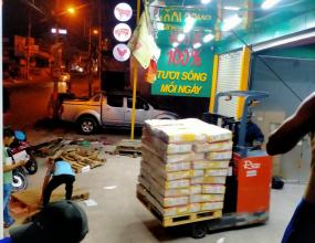 hình ảnh DỊCH VỤ BỐC XẾP XUỐNG HÀNG CONTAINER QUẬN 2