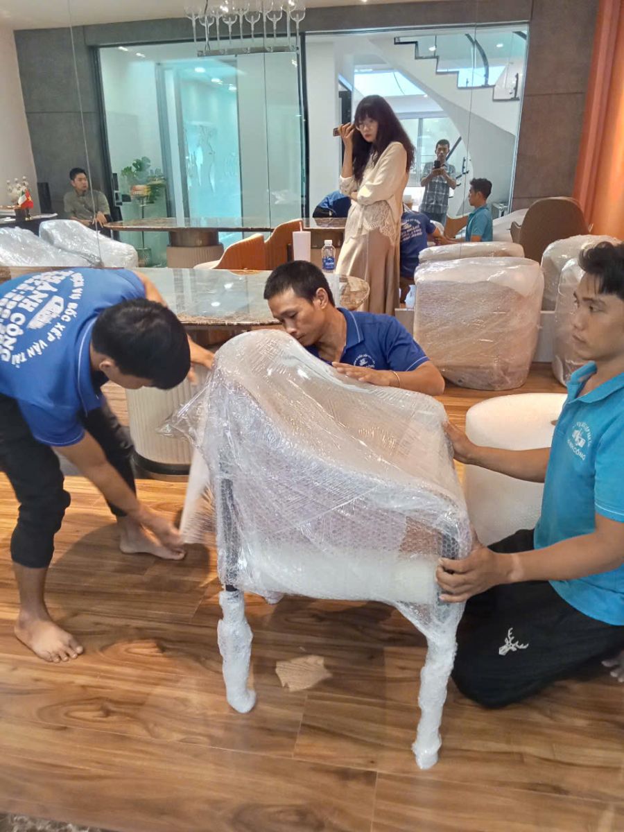 Dịch vụ chuyển nhà, văn phòng giá rẻ HCM