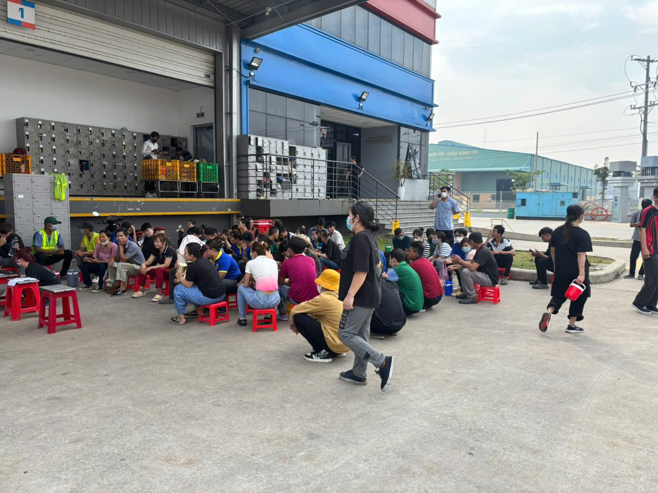 cho thuê lại lao động thời vụ