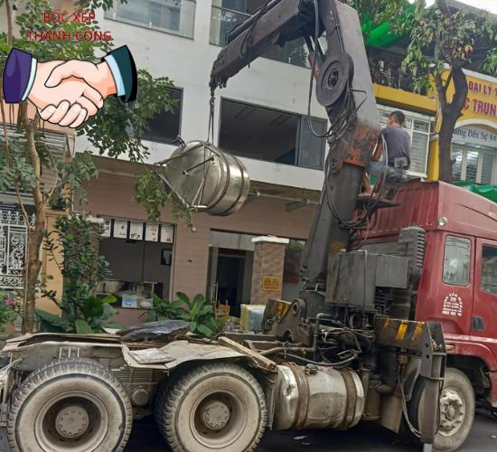 dịch vụ xe nâng xe cẩu bốc xếp